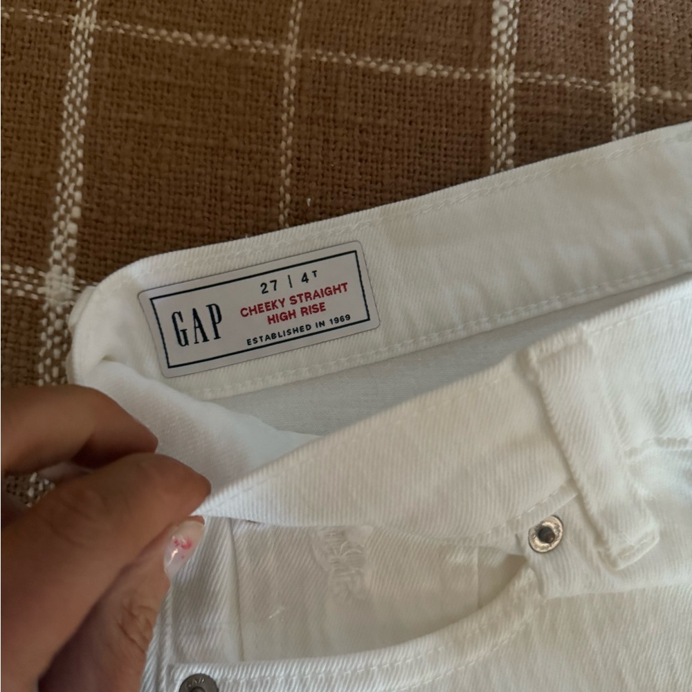 NWT GAP Women's high rise cheeky straight Jeans in optic white size 27/4 tall - Picture 6 of 10